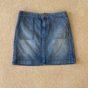 Ann Taylor Loft size 6 denim skirt